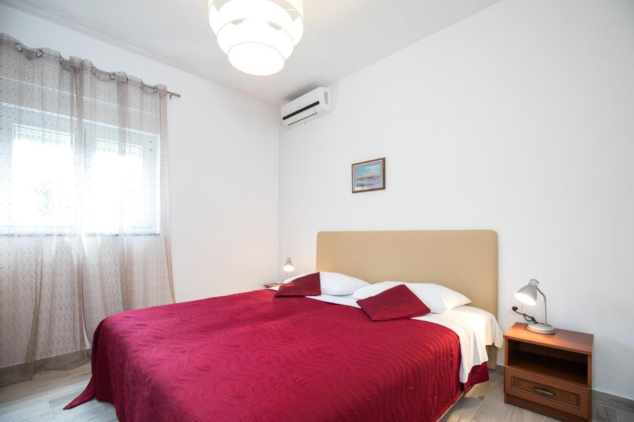 Apartments Renjak Sukošan Kültér fotó